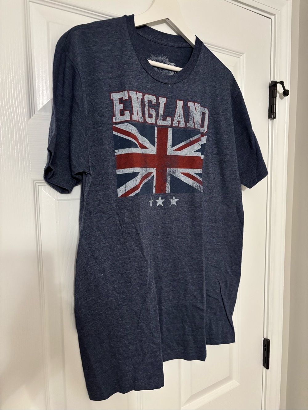Vintage Fifth Sun Navy Short Sleeve England Flag Graphic Tee